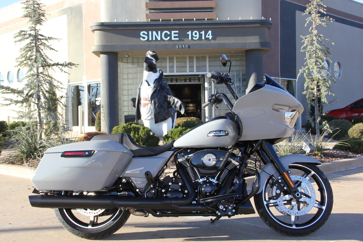 2025 Harley-Davidson Road Glide Billiard Gray - Black Finish - Photo 2