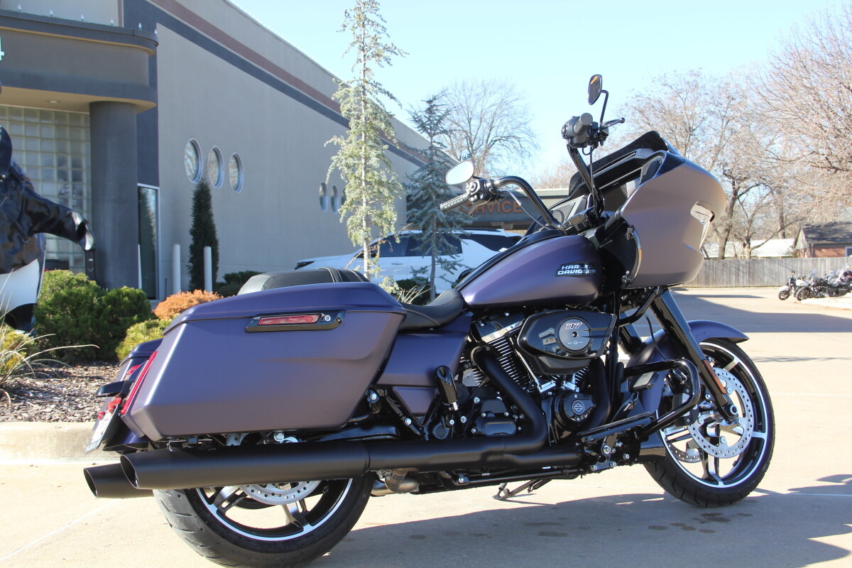 2025 Harley-Davidson Road Glide - Photo 5