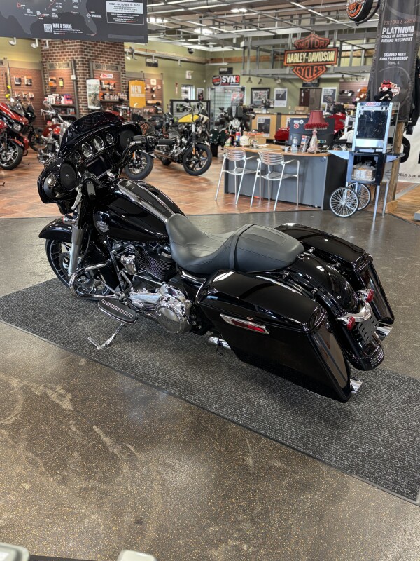 Harley-Davidson Street Glide Special 2023 FLHXS BLACK - Photo 3