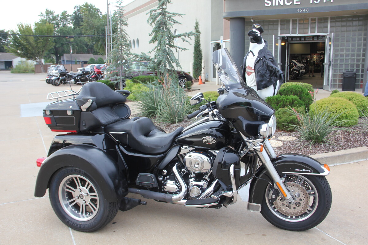 2009 Tri Glide Ultra Classic Vivid Black - Photo 4