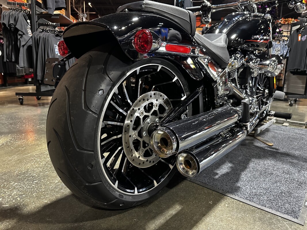 Harley-Davidson Breakout 117 2024 FXBR BLACK - Photo 7