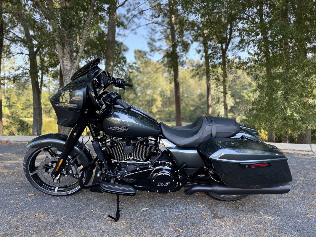 FLHX 2025 Street Glide