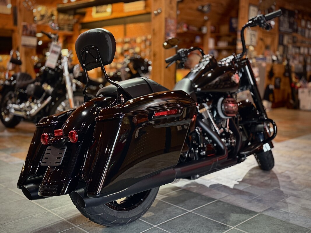 2025 Harley-Davidson Road King Special Vivid Black - Photo 6