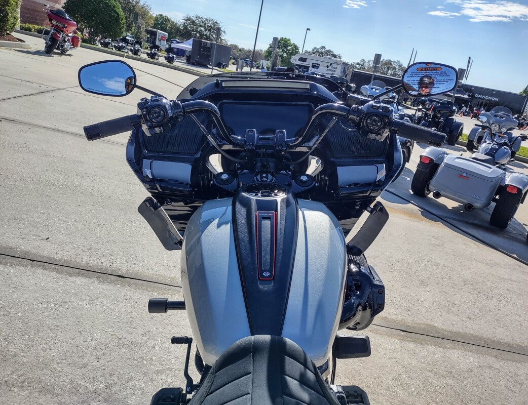 CVO Road Glide ST - Photo 6