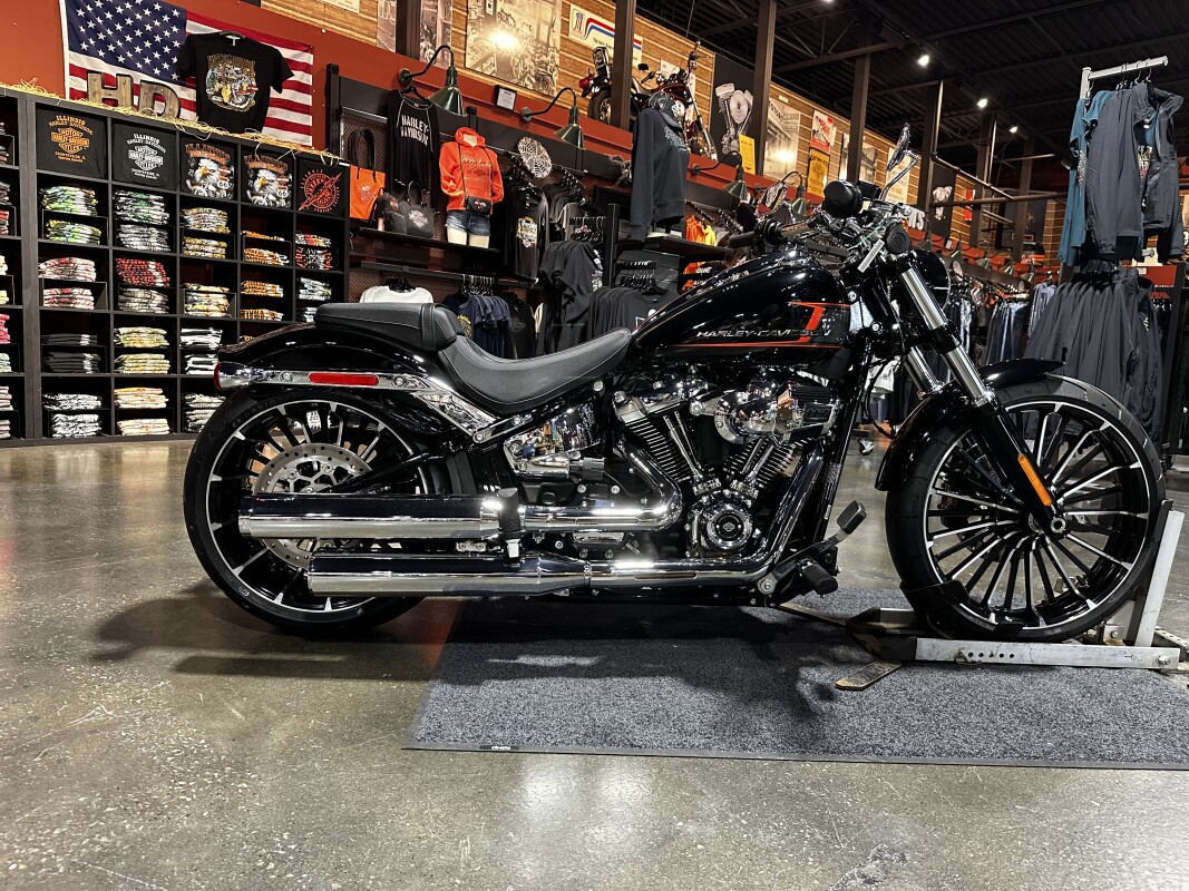 Harley-Davidson Breakout 117 2024 FXBR BLACK - Photo 5