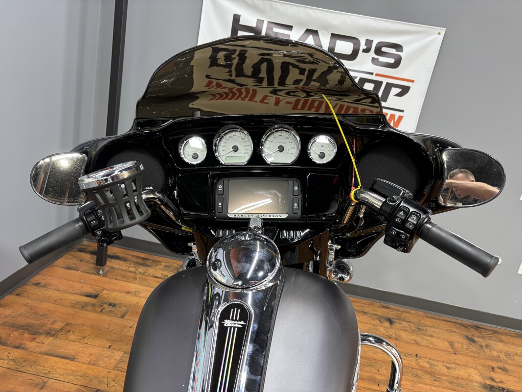 2017 Harley-Davidson Street Glide Special CHARCOAL DENIM - Photo 4