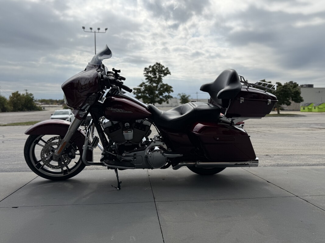 FLHXS 2014 Street Glide Special - Photo 6