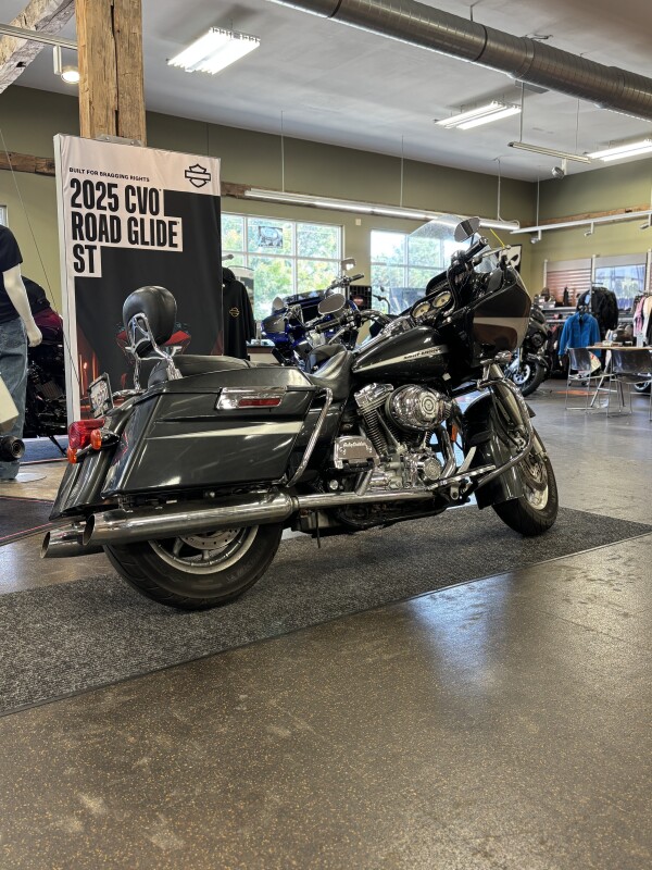 Harley-Davidson Road Glide 2005 FLTRI SILVER - Photo 2