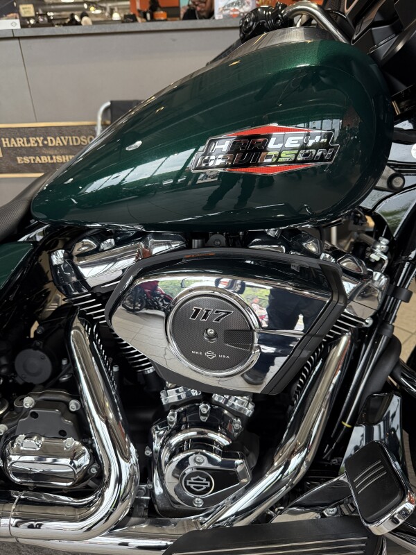 FLHX 2024 Street Glide - Photo 2