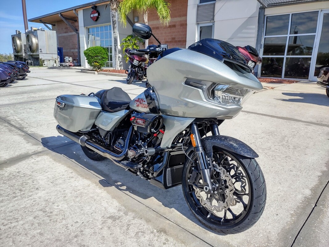 CVO Road Glide ST
