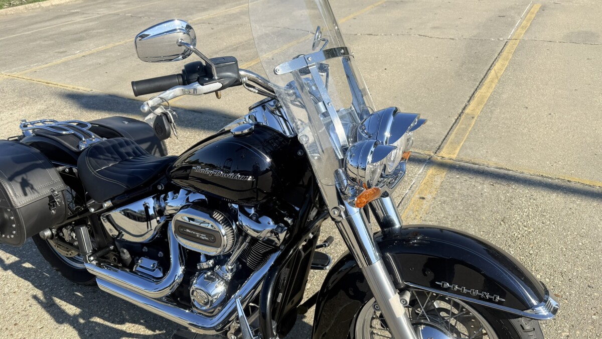 2020 Harley-Davidson Deluxe - Photo 2