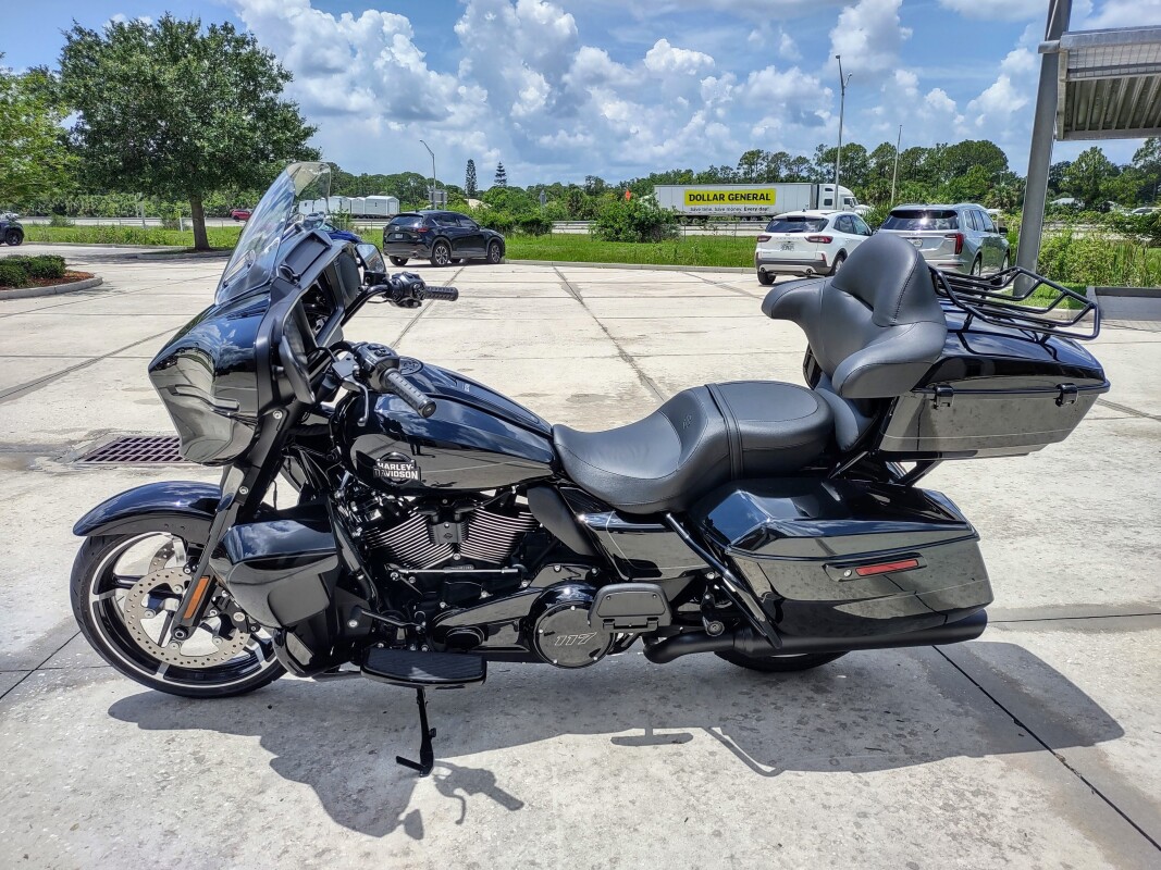 Street Glide Ultra - Photo 8