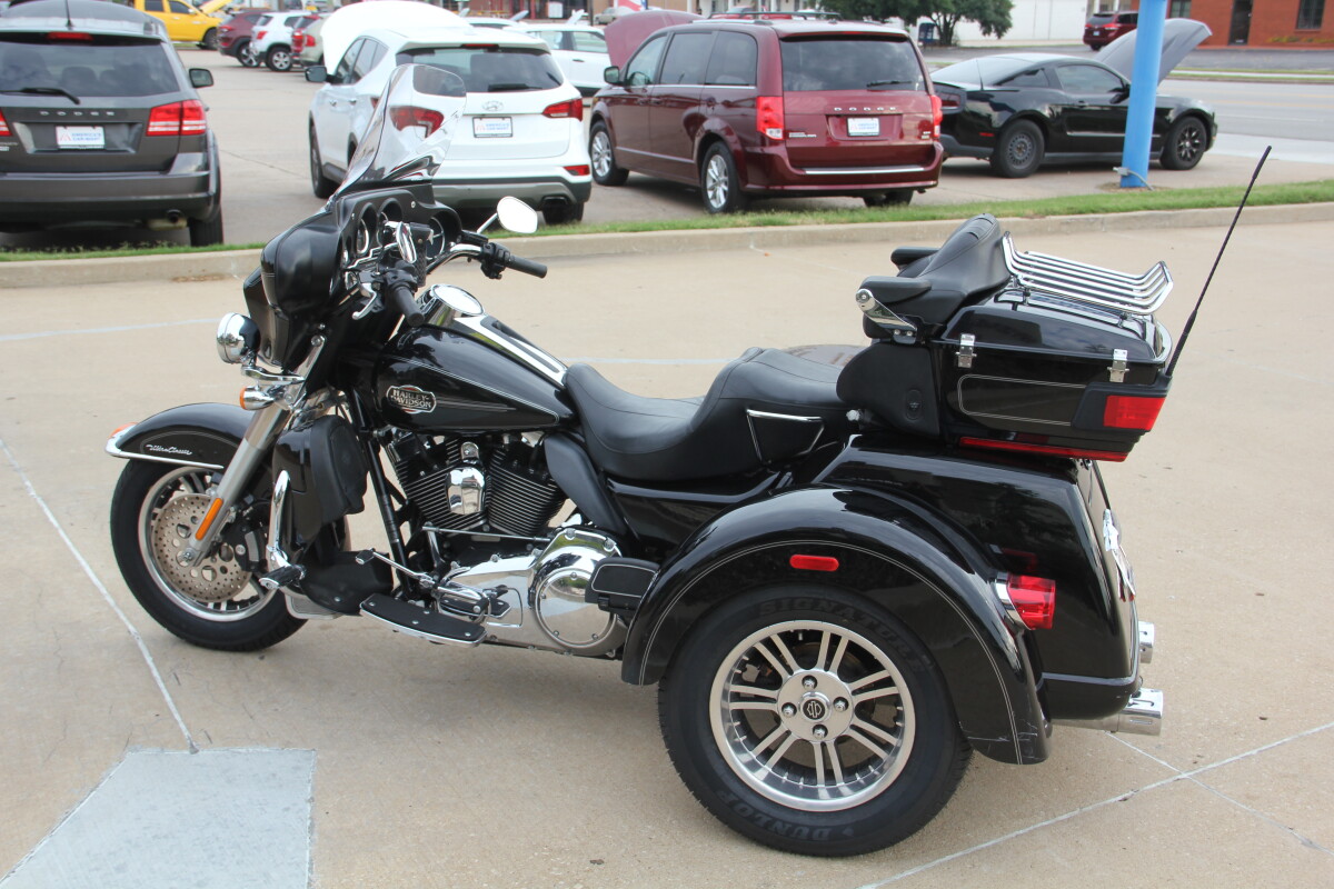 2009 Tri Glide Ultra Classic Vivid Black - Photo 7