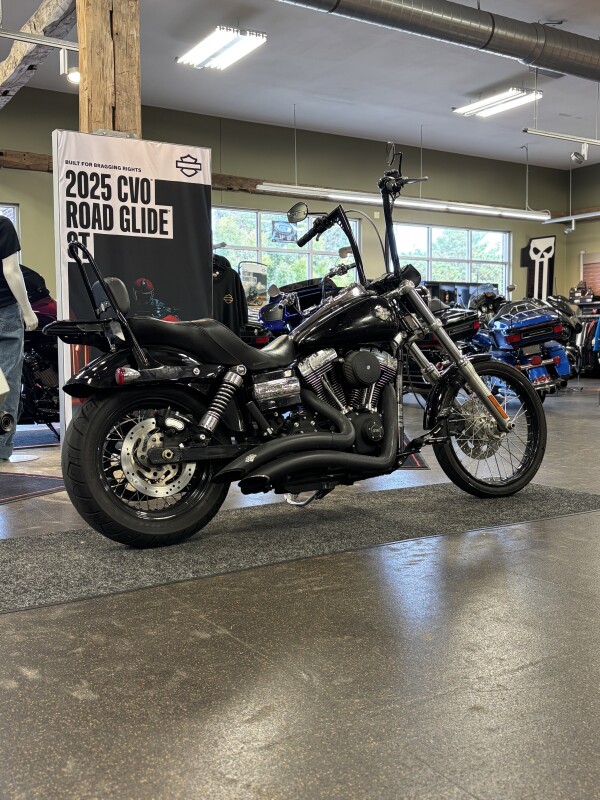 Harley-Davidson Wide Glide 2012 FXDWG BLACK - Photo 2