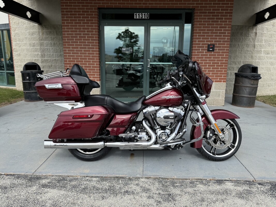 FLHXS 2014 Street Glide Special