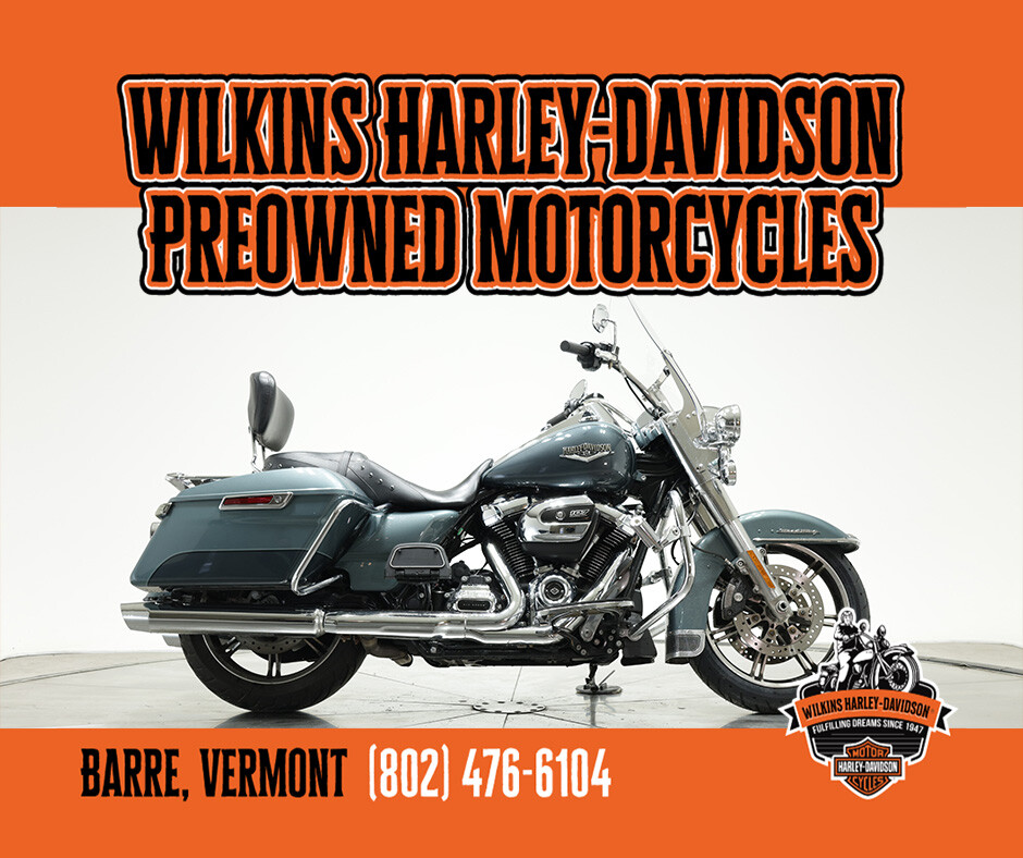 2020 HARLEY-DAVIDSON FLHR ROAD KING in SILVER PINE/SPRUCE with 24896 miles - Photo 2