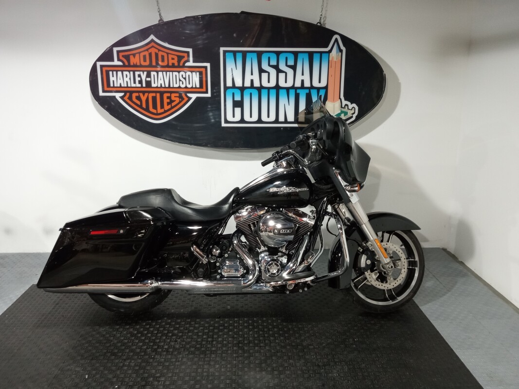 2014 Harley-Davidson Street Glide - Vivid Black