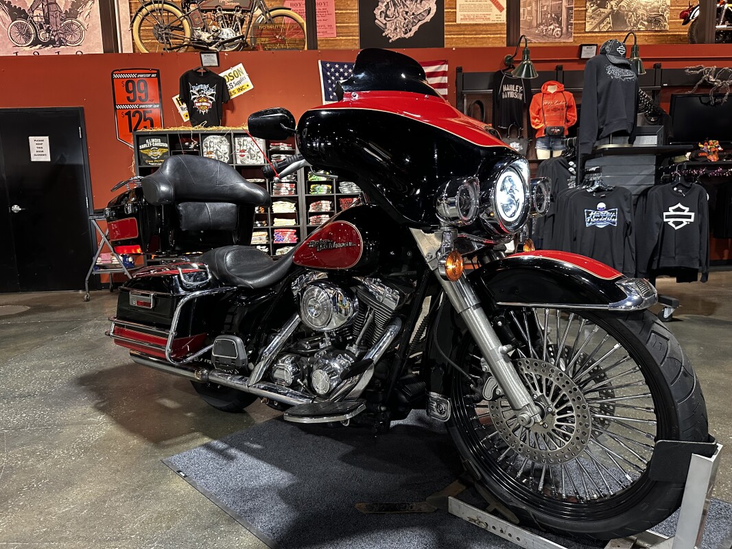 Harley-Davidson Electra Glide Classic 2005 FLHTCI RED/BLK