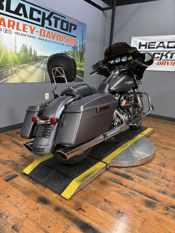 2017 Harley-Davidson Street Glide Special CHARCOAL DENIM - Photo 6