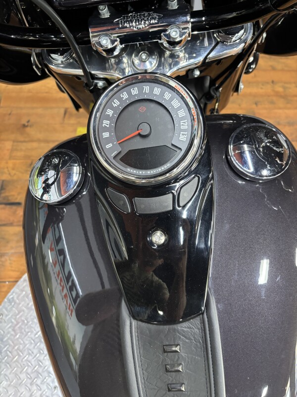 2021 Harley-Davidson Heritage Classic 114 BLACK JACK METALLIC W/PINST - Photo 9