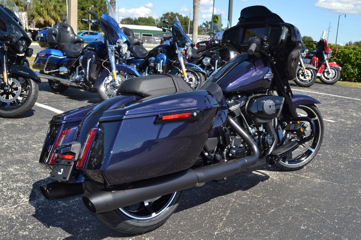 2025 Harley-Davidson Street Glide Mystic Shift - FLHX - Photo 9