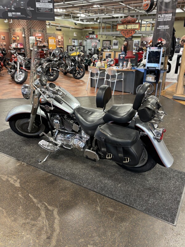 Harley-Davidson Fat Boy 2005 FLSTFI BLK/SIL - Photo 3
