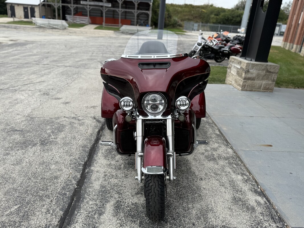 FLHTCUTG 2014 Tri Glide Ultra - Photo 8