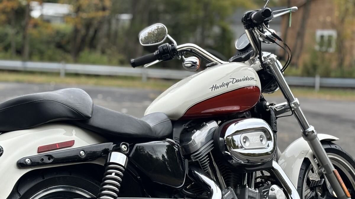 XL 883L 2011 SuperLow - Photo 6