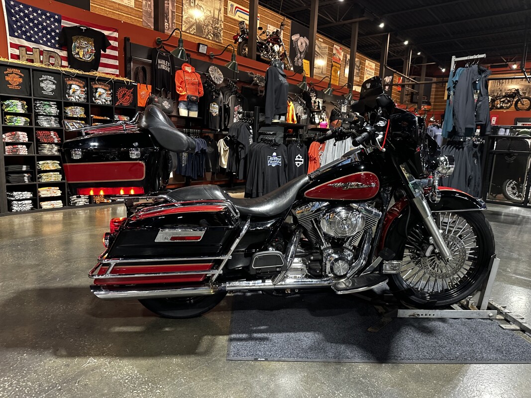 Harley-Davidson Electra Glide Classic 2005 FLHTCI RED/BLK - Photo 5