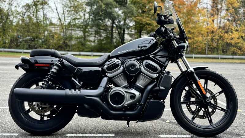 RH975 2022 Nightster™