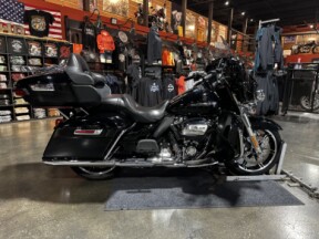 Harley-Davidson® Ultra Limited 2021 FLHTK Black thumb 0