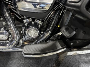 Harley-Davidson® Ultra Limited 2021 FLHTK Black thumb 1