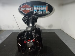 2022 Harley-Davidson® Road Glide® Special - Vivid Black thumb 1