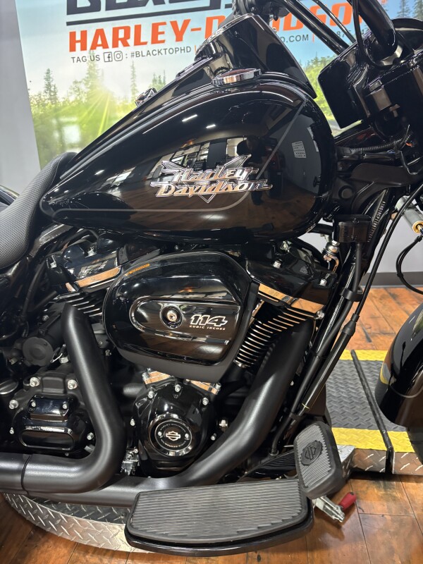 2024 Harley-Davidson Freewheeler VIVID BLACK - Photo 3