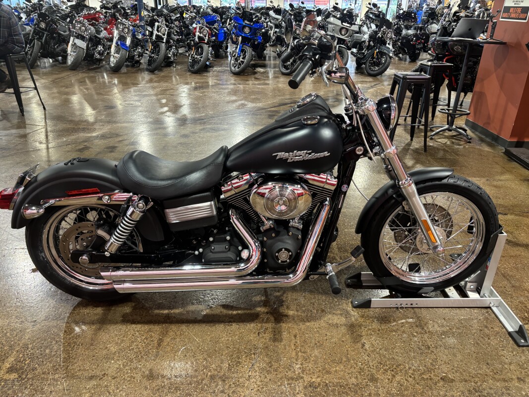 Harley-Davidson Street Bob 2006 FXDBI BLACK DENIM