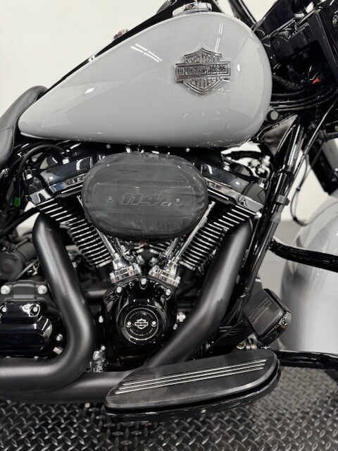 FLHRXS 2025 Road King Special - Photo 8