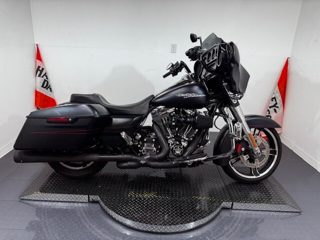 2014 Harley-Davidson Street Glide Special
