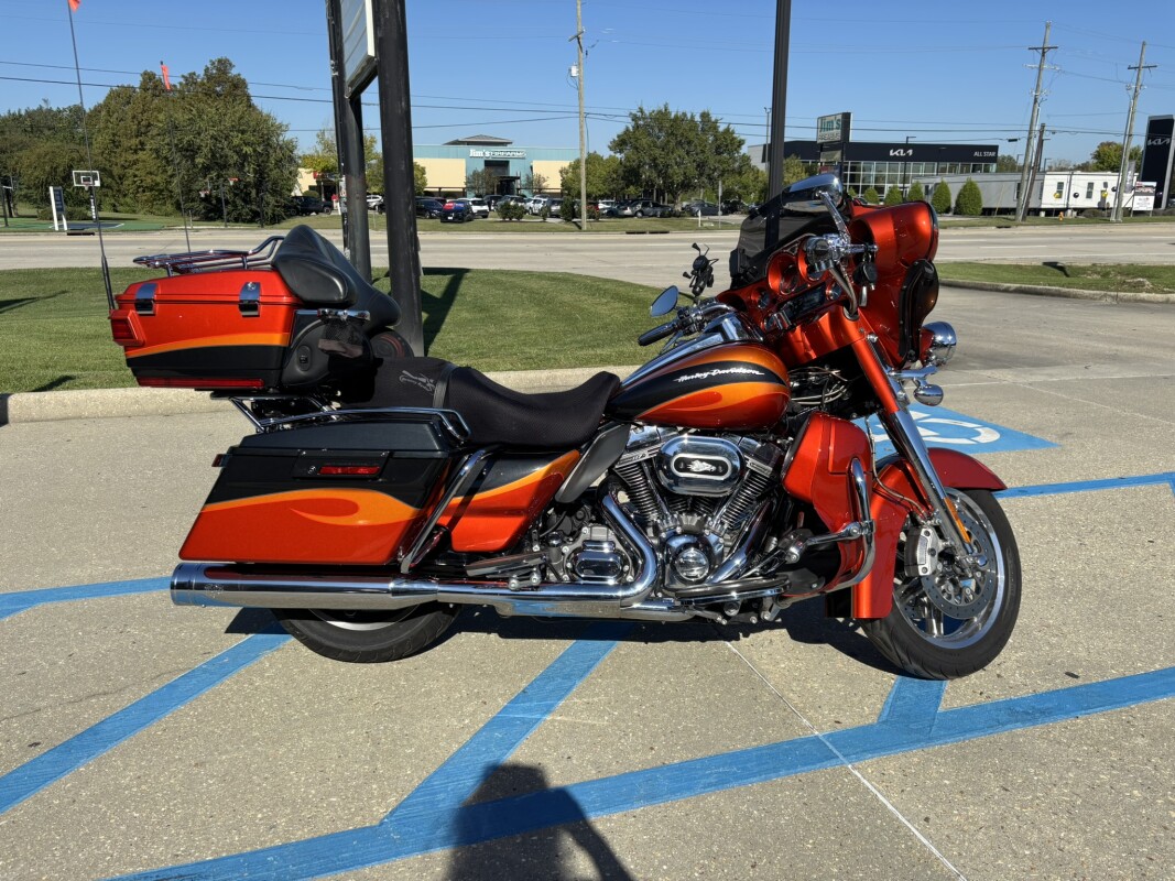 2013 Harley-Davidson CVO Ultra Classic Electra Glide