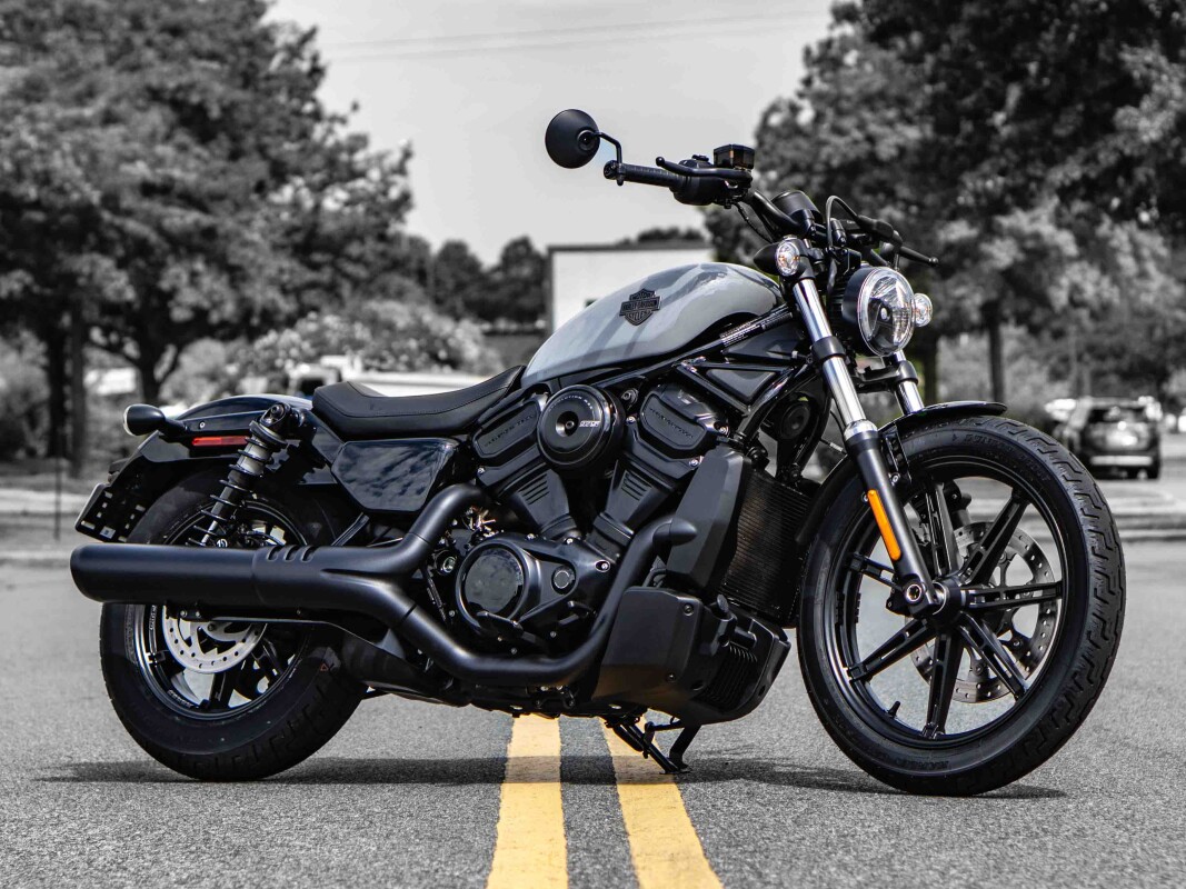 RH975 2025 Nightster