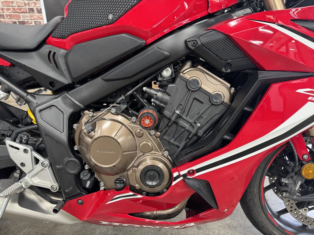 2020 Honda CBR650R ABS CBR650RA - Photo 2
