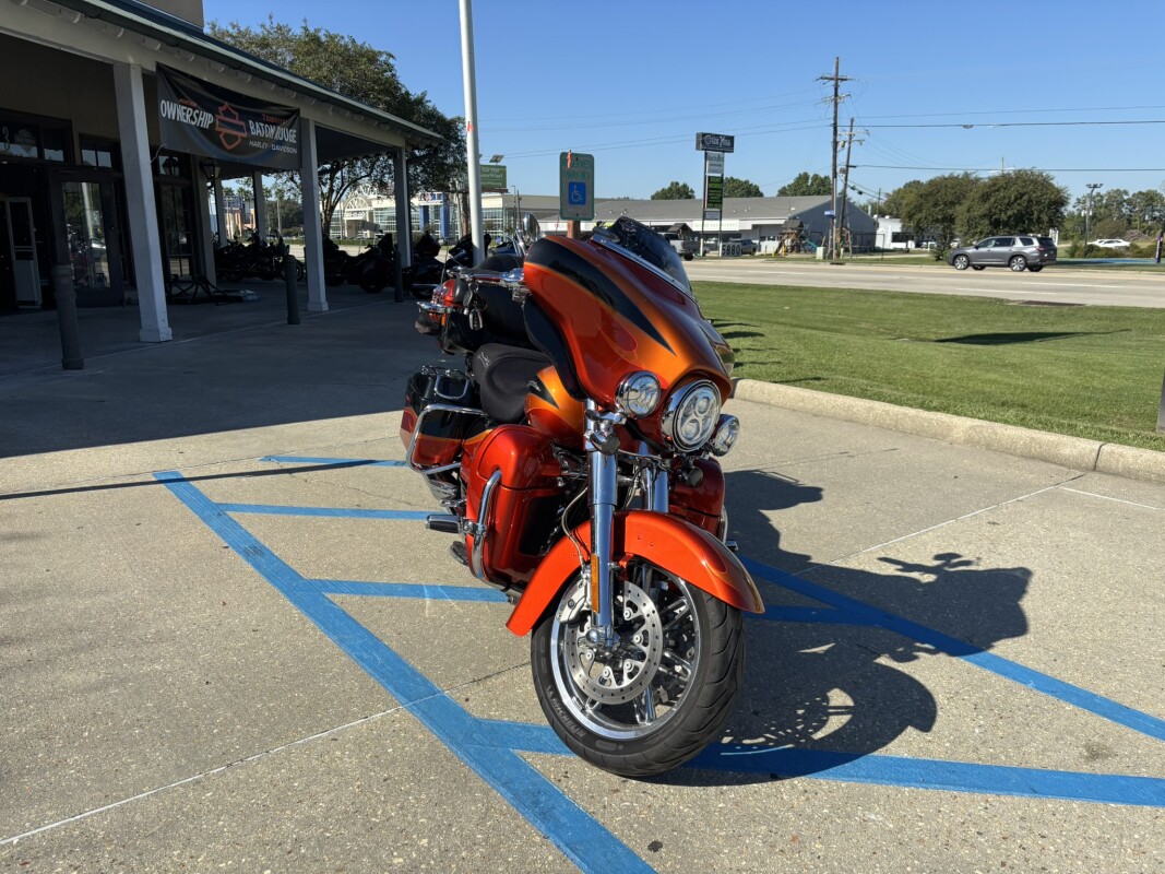 2013 Harley-Davidson CVO Ultra Classic Electra Glide - Photo 5