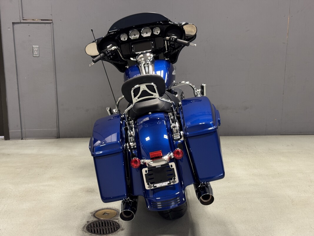 FLHXS 2017 Street Glide Special - Photo 10