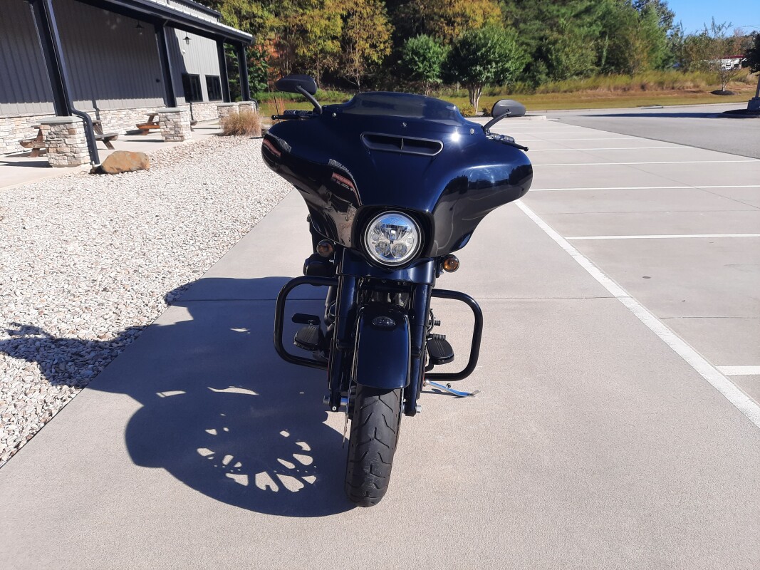 2019 Harley-Davidson Street Glide Special Vivid Black - Photo 3