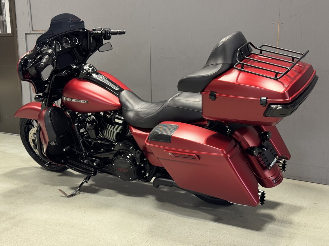FLHXS 2019 Street Glide Special - Photo 6