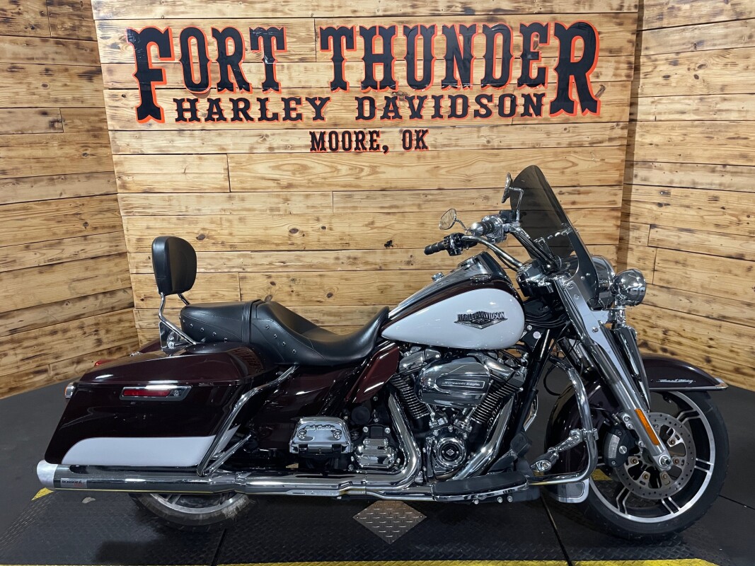Harley-Davidson Road King 2021 FLHR Midnight Crimson & Stone Washed White Pearl