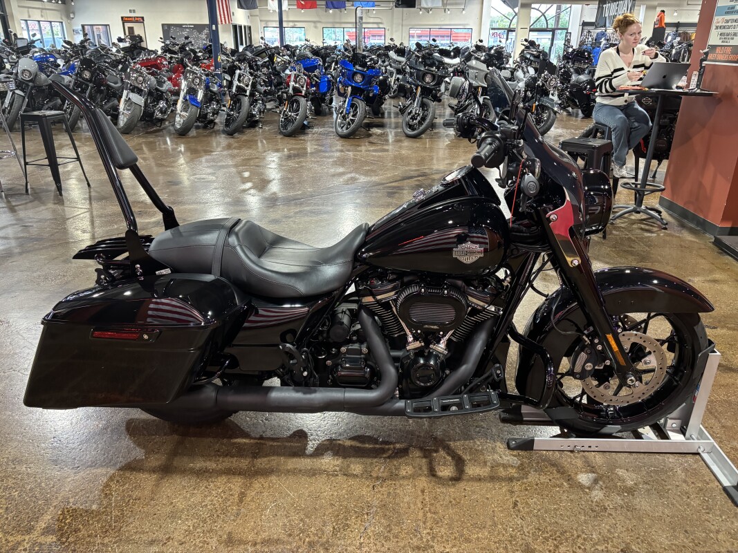 Harley-Davidson Road King Special 2021 FLHRXS BLACK