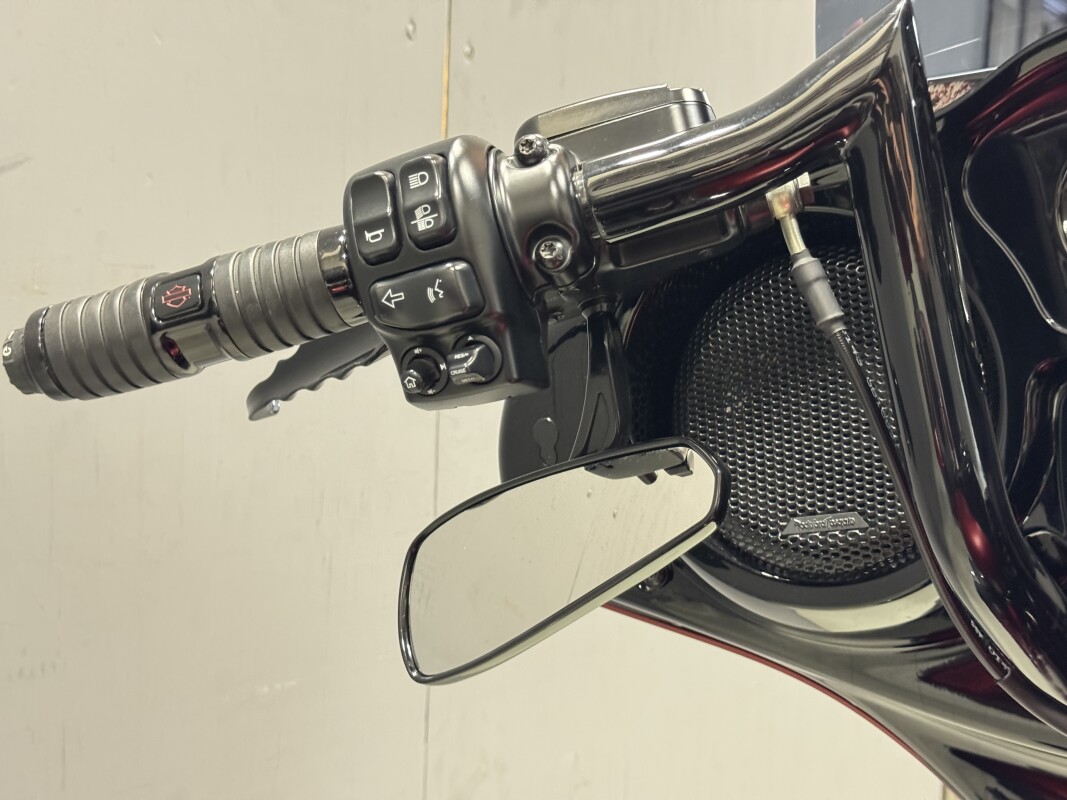 FLHXS 2019 Street Glide Special - Photo 8