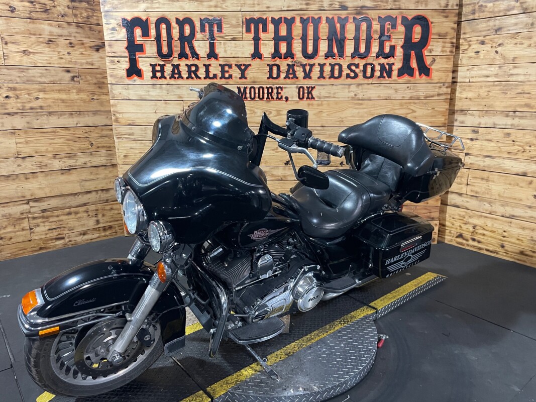 Harley-Davidson Electra Glide Classic 2012 FLHTC BLACK - Photo 7