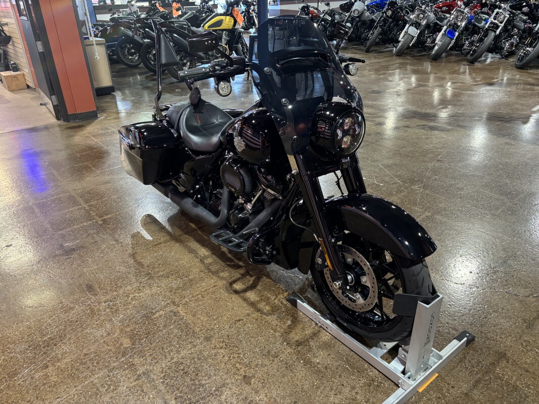 Harley-Davidson Road King Special 2021 FLHRXS BLACK - Photo 2