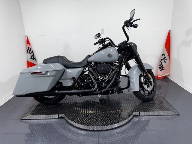 FLHRXS 2025 Road King Special